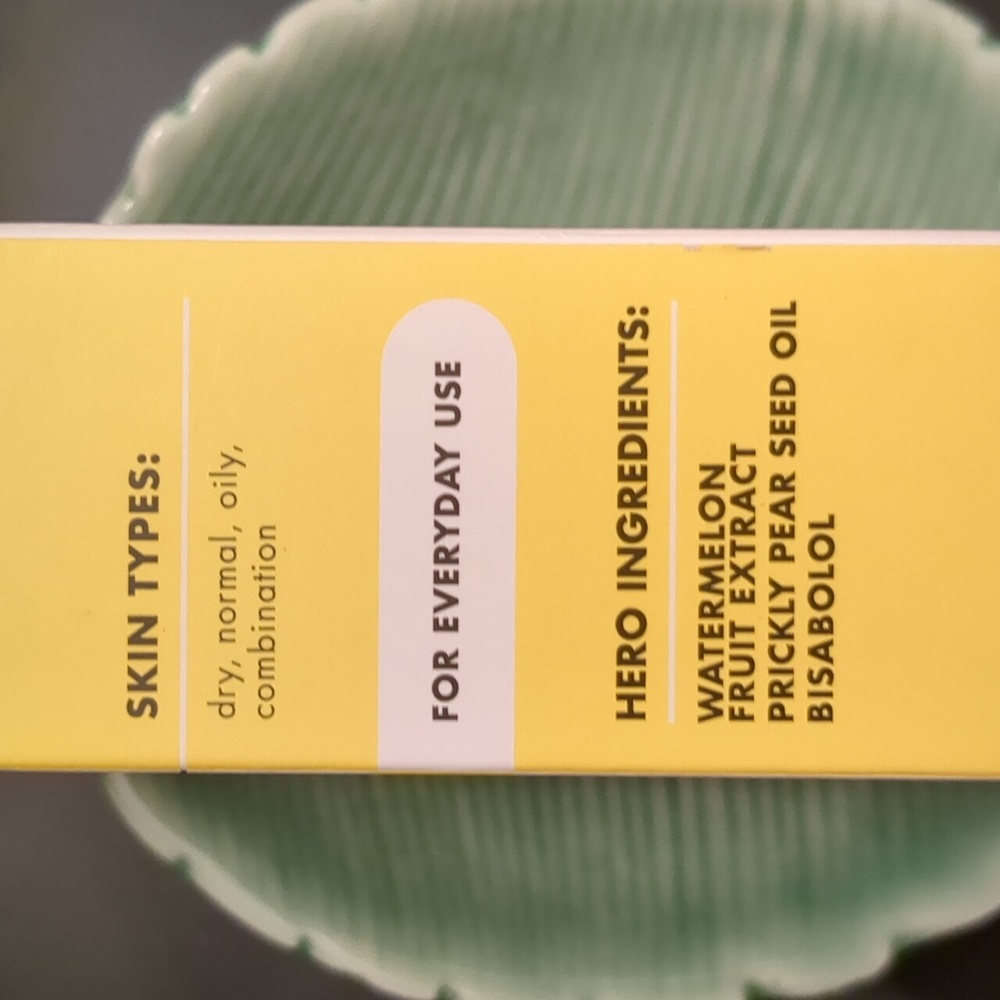 Sun Protection + Setting Spray - Picture 3 of 4